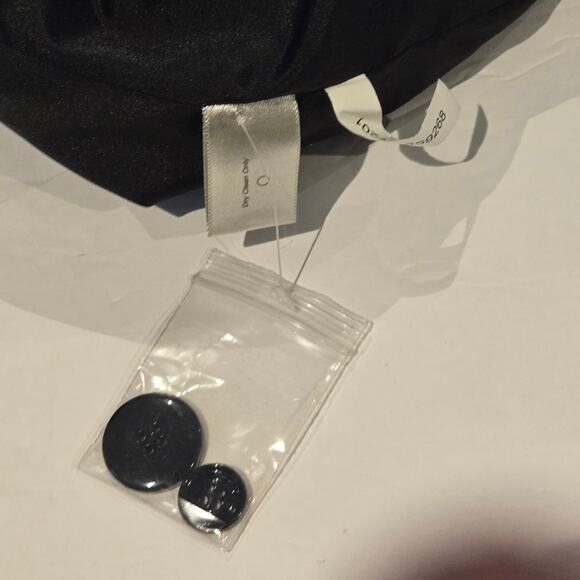 NWOT Boston Proper Size 16 Classic Black Boyfriend One-Button Blazer Jacket - Picture 8 of 10